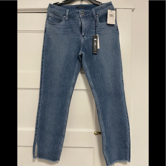 NWT Women’s Size 29 Lee Body Optix Stretchable Jeans With Ripped Leg Opening - Picture 4 of 11
